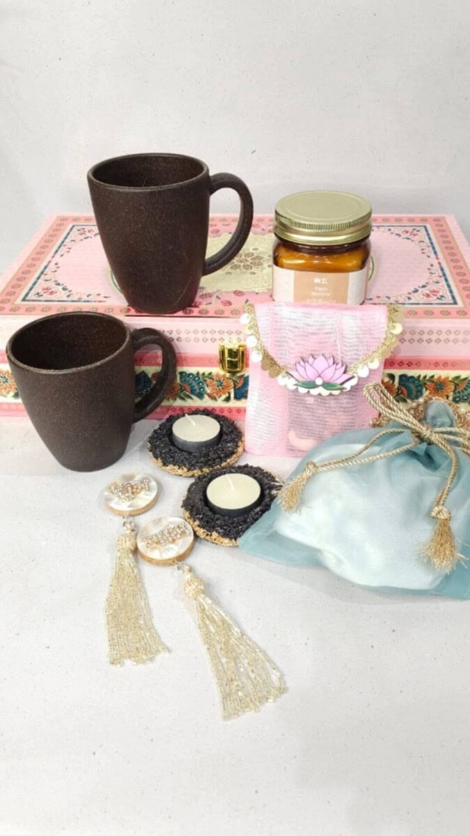 Pristine Diwali Gift Box - Elegant Gift Set