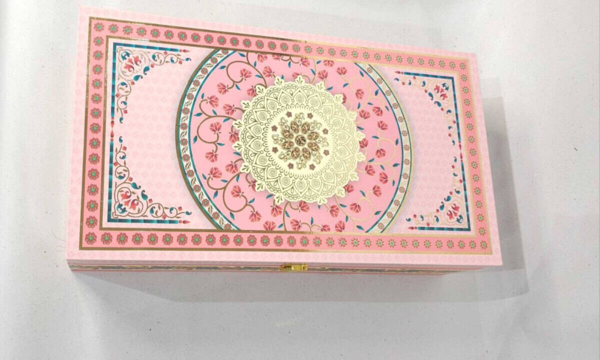 Pristine Diwali Gift Box - Elegant Gift Set