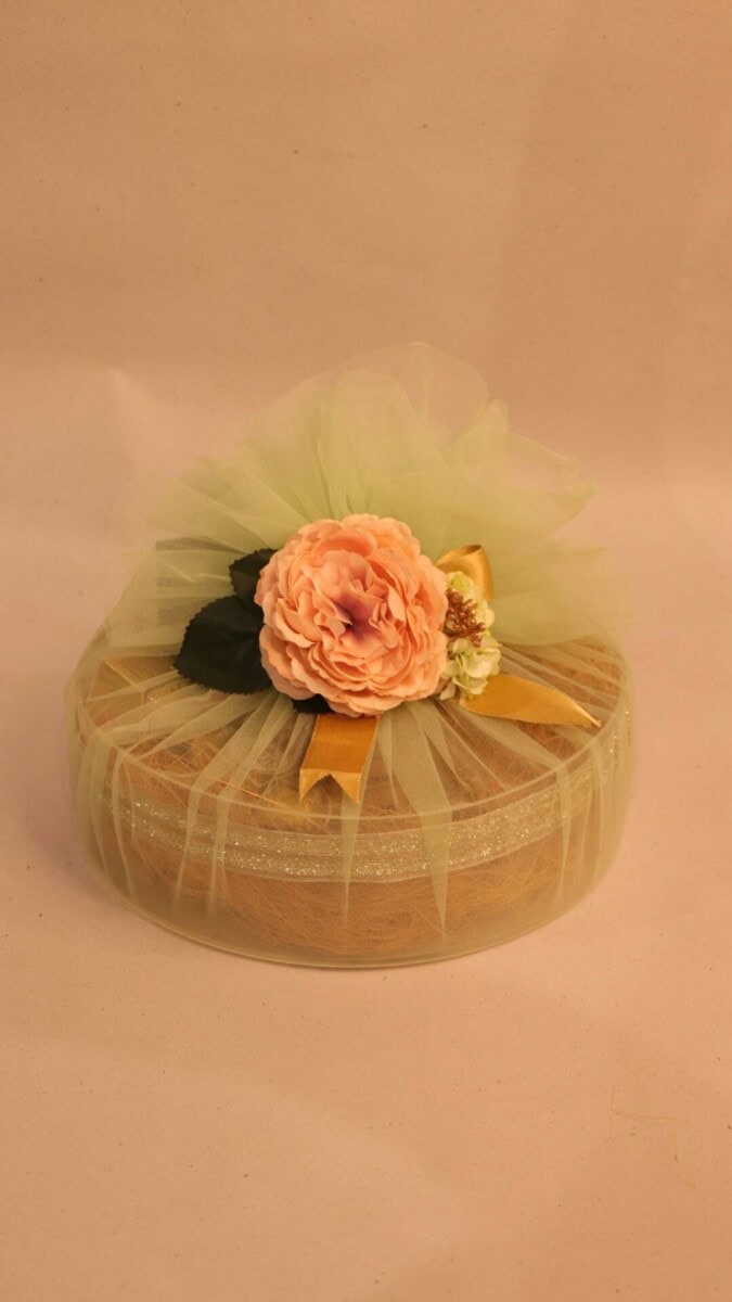 Elegant Diwali Gift Hamper with Ganesha Idol