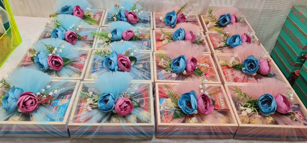 Blue &amp; Pink Baby Shower Return Gift Tray - Gender Reveal Party Favors