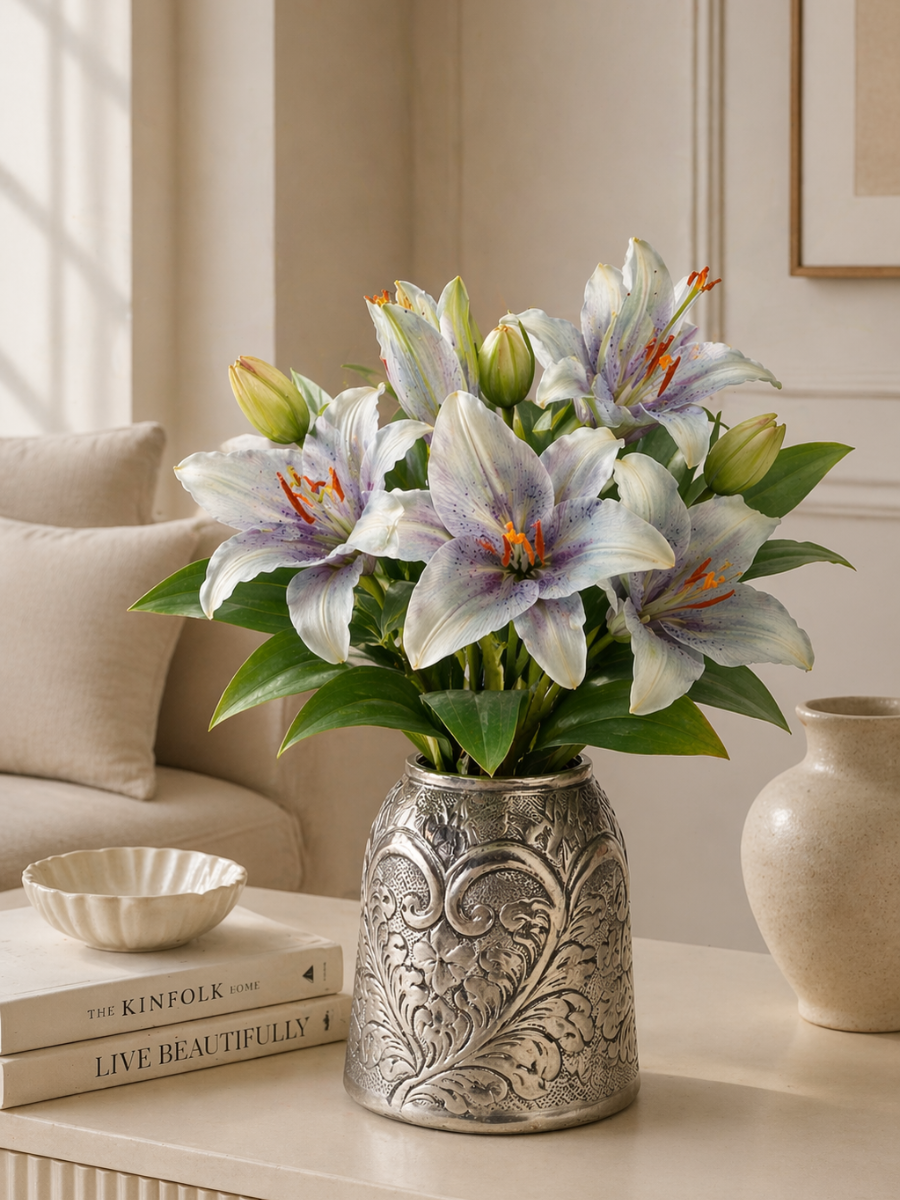 Asiatic Lily Stem Flower - 87.5 cm | One Stem 3 Blooms and 9 Leaves