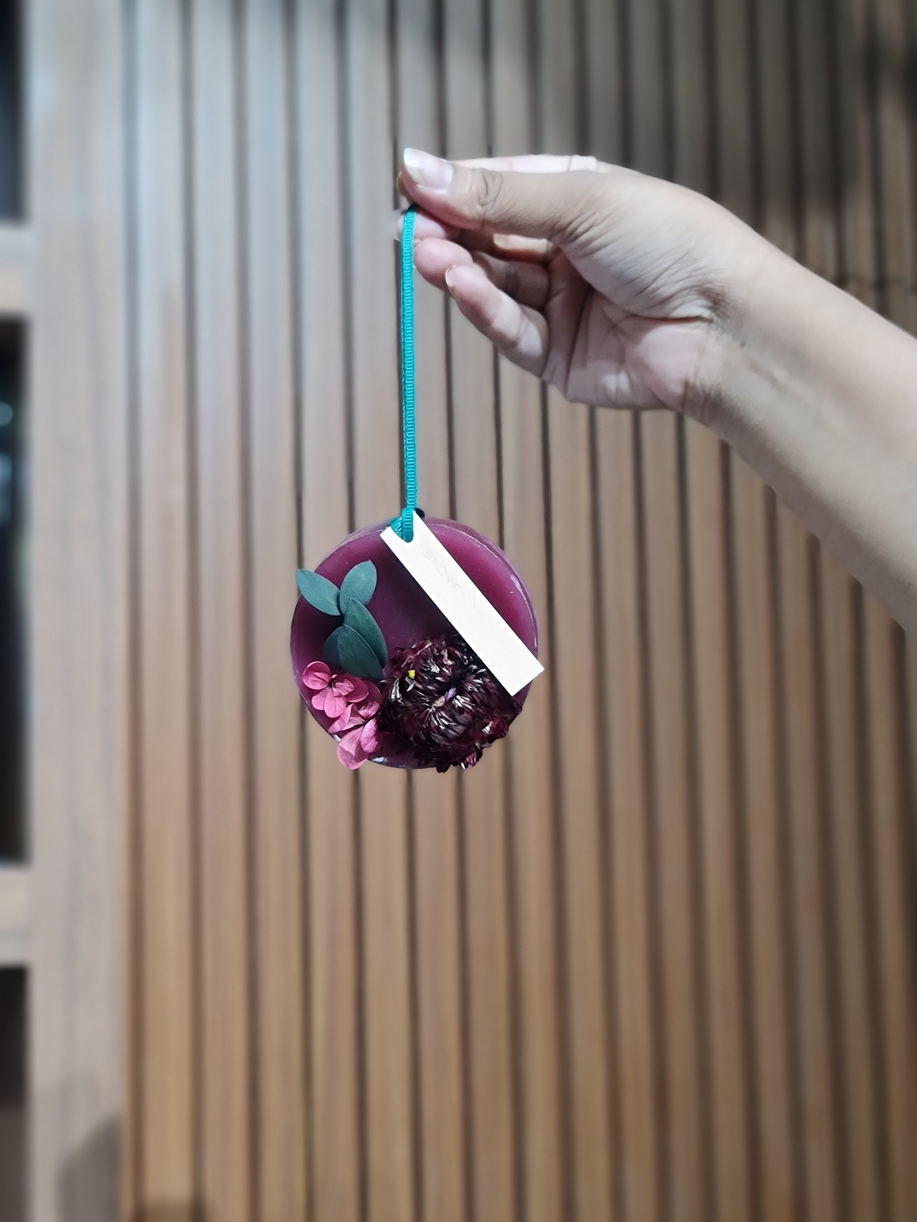 Handmade Floral Wardrobe Shoe Cabinets Scented Wax Tablets  - Air Freshener with Dried Flowers