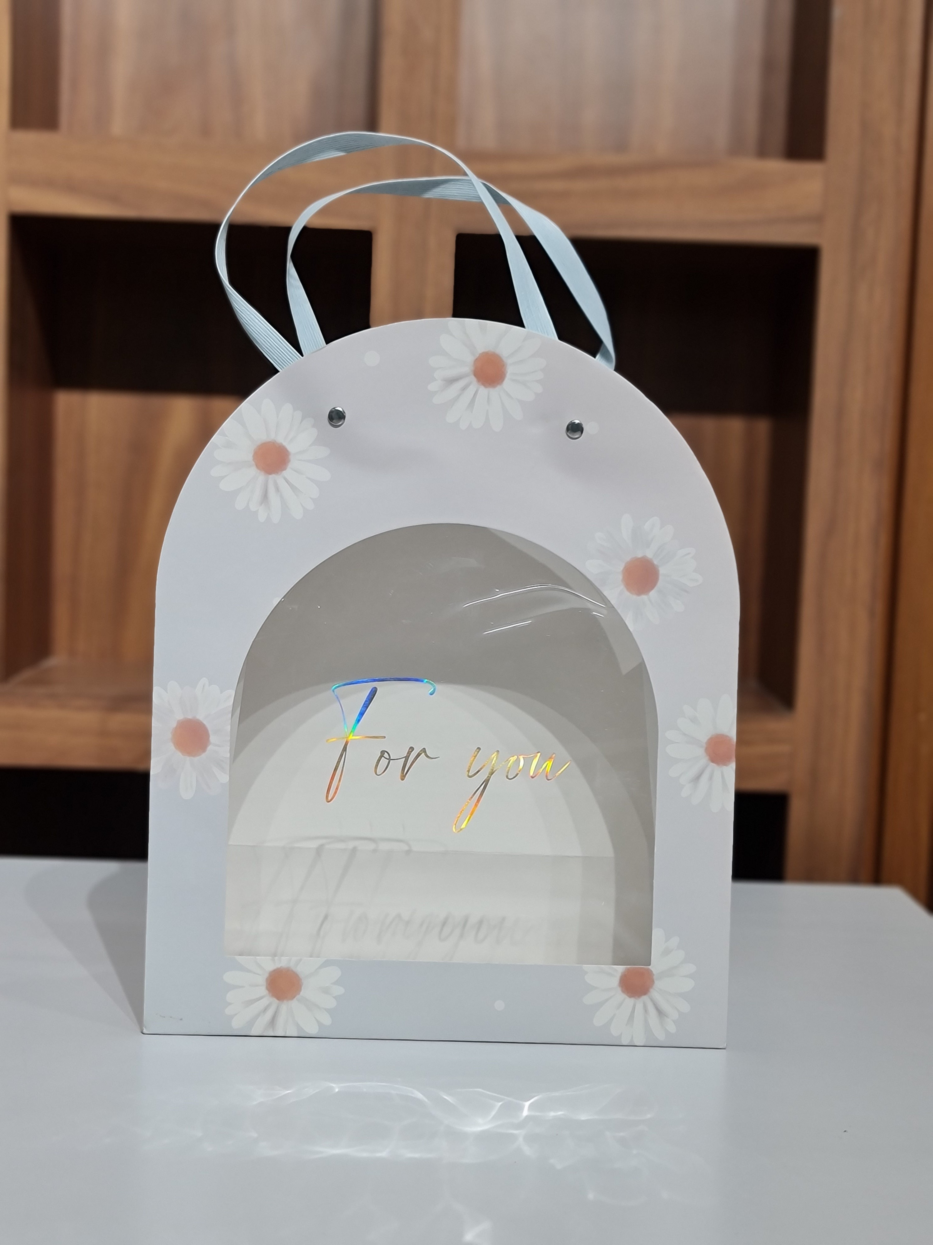 Pack of 12 Arch Window Gift Bags - 26×12.5×32 cm
