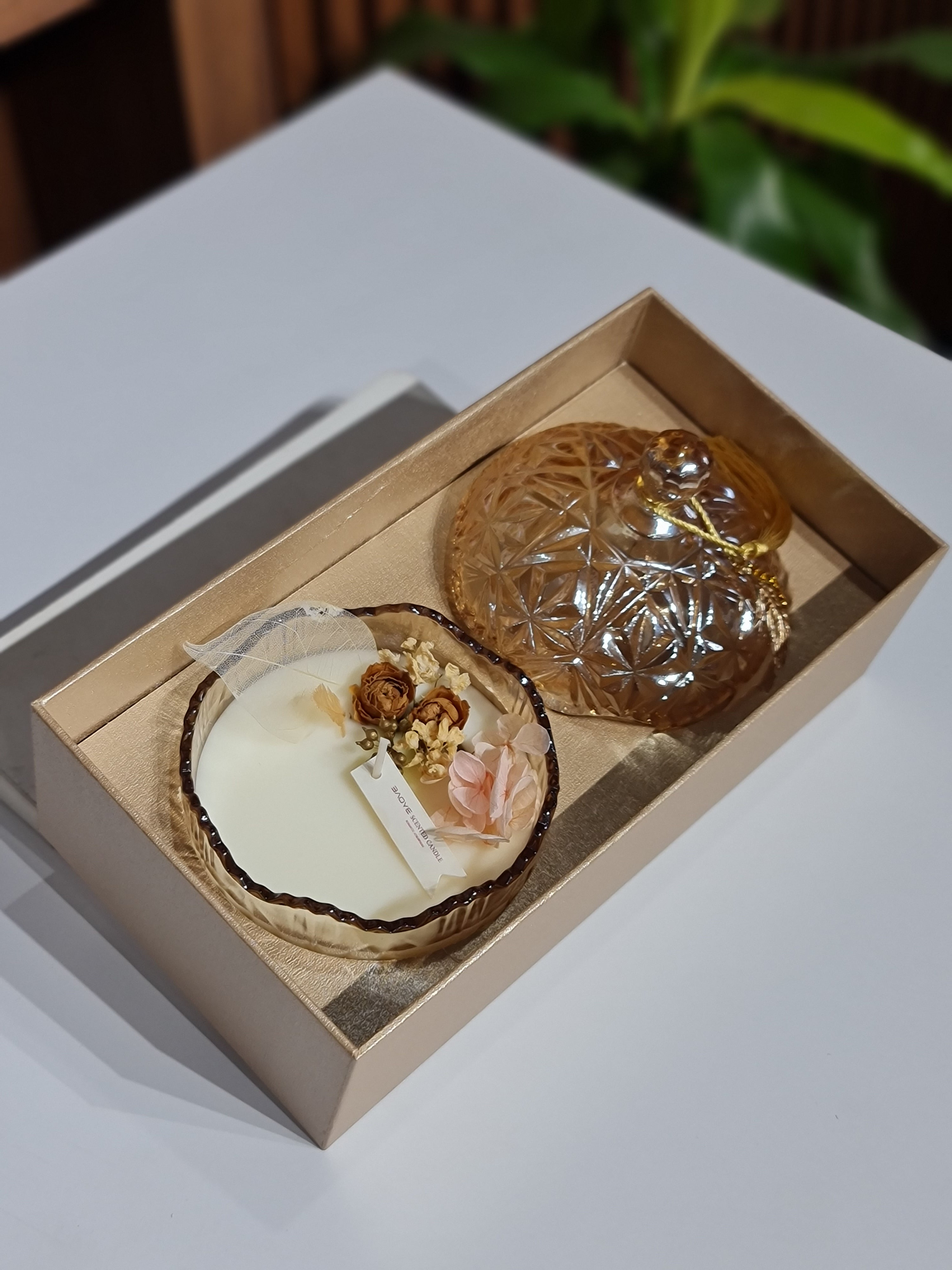 Aromatherapy scented candle with Decorative Glass Jar - Gift for Her, Women's day special