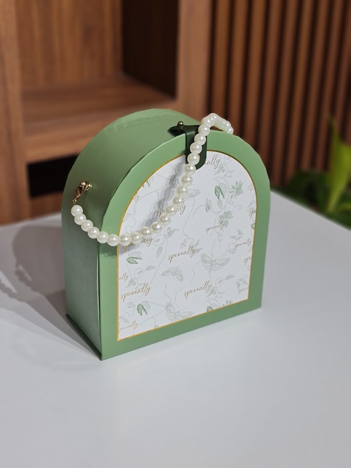 Pearl Handle Gift Box - Mint Green Wedding Return Gift, Bridesmaid boxes
