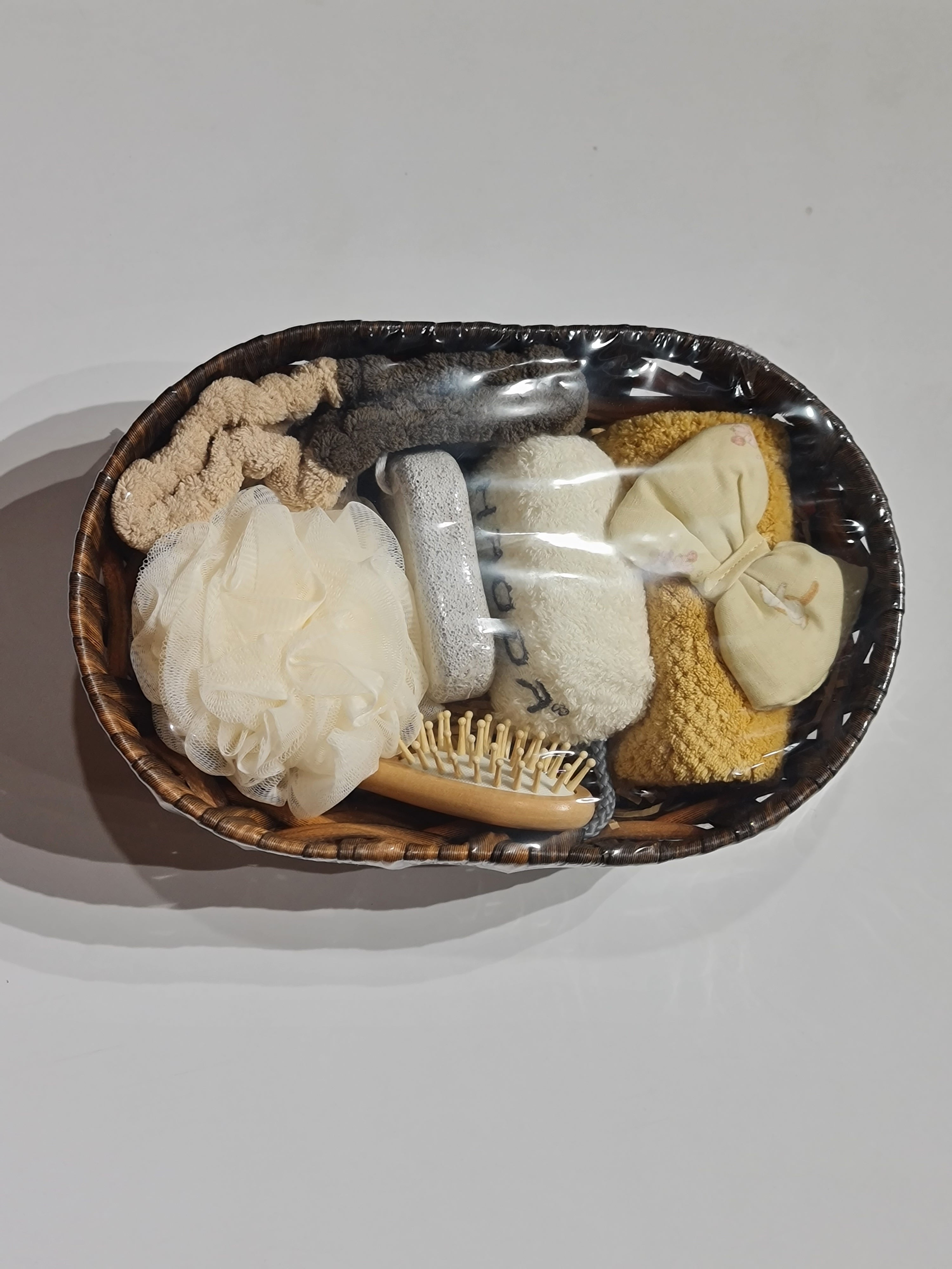 7-Piece Pampering Bath Hamper - Best For Self care gifts