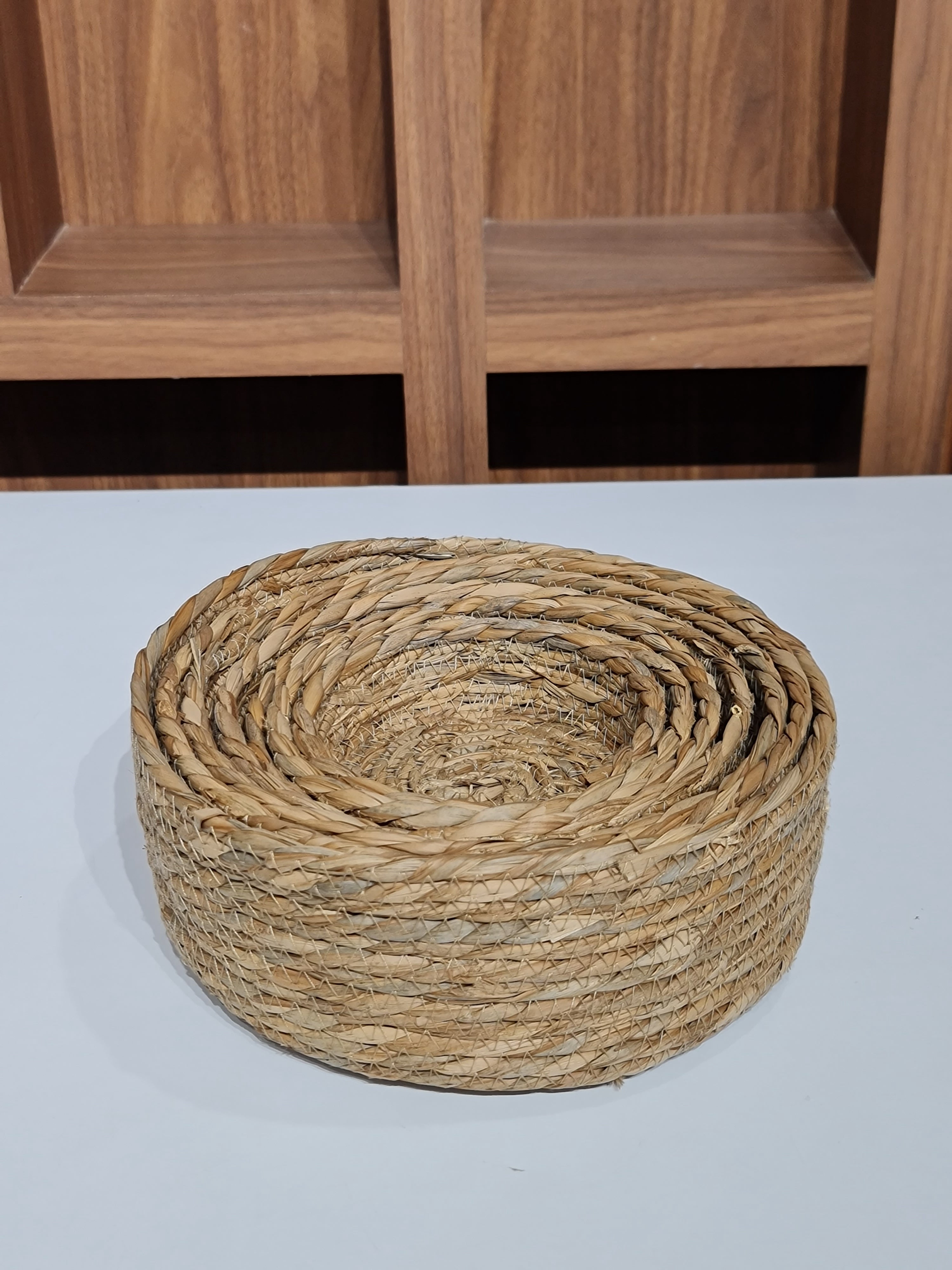 7-Piece Wicker Basket Set Natural Seagrass Nesting Baskets