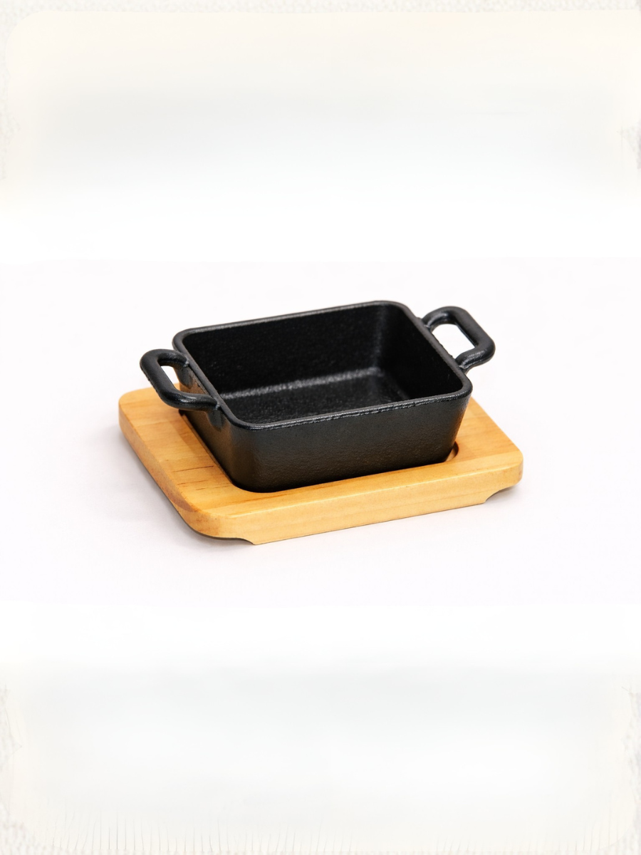 Pre-Seasoned Cast Iron Mini Rectangular Sizzler Pan with Wooden Base