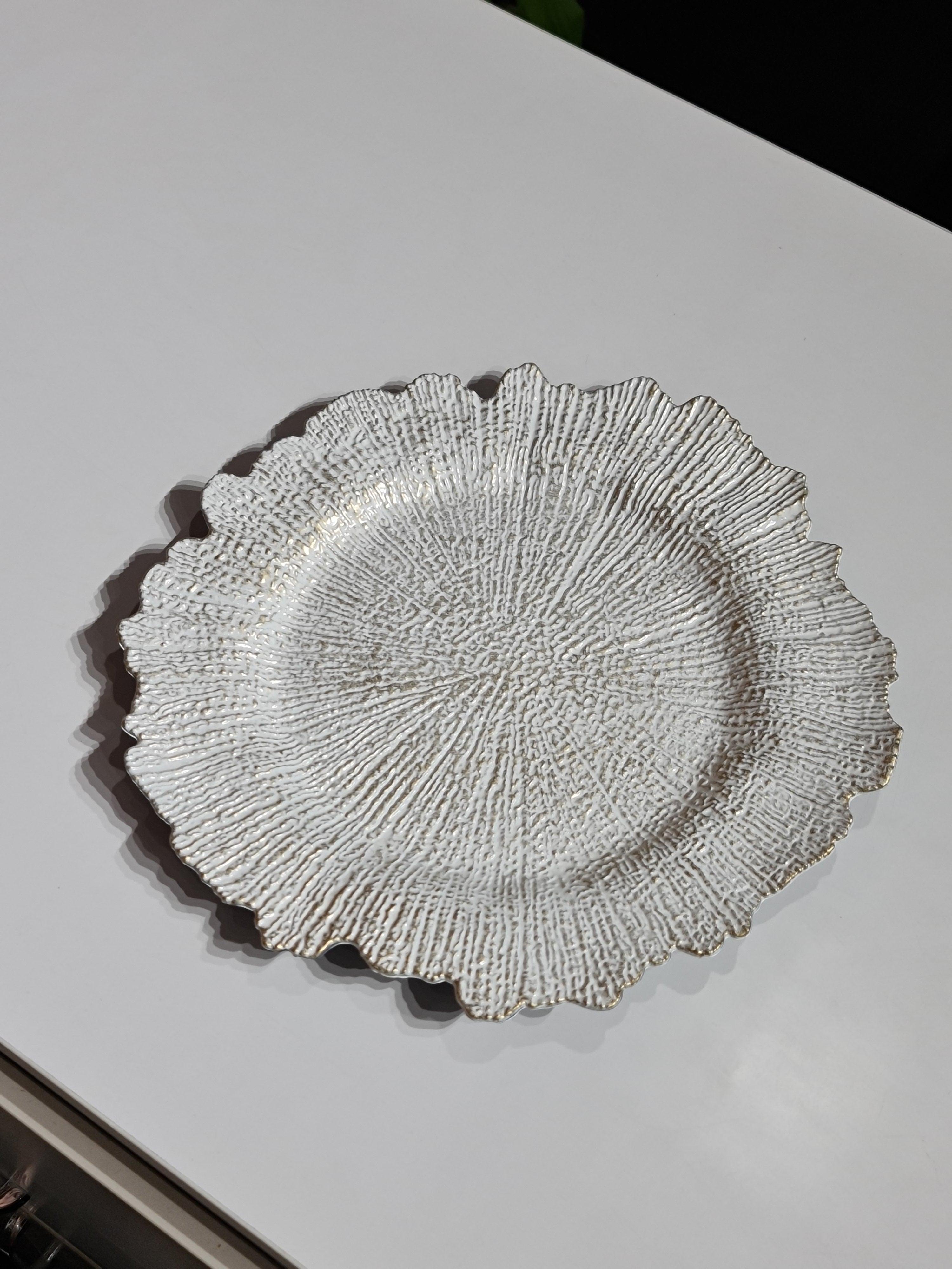 Set of 6 White Reef Charger Plates | 13.38" Wavy Edge Grooved Design