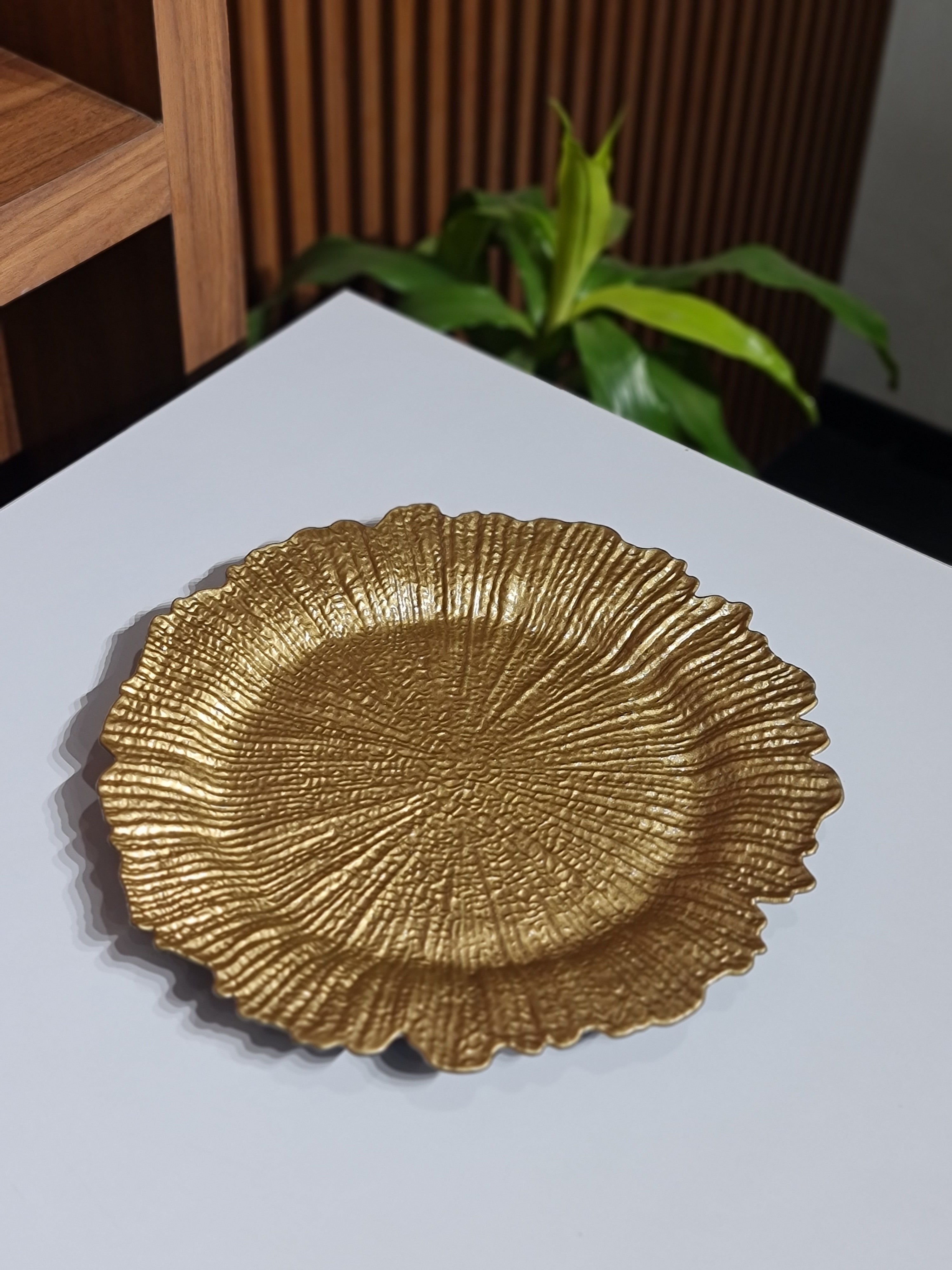 Set of 6 Gold Reef Charger Plates | 34CM Round Scalloped Edge Dinner Chargers