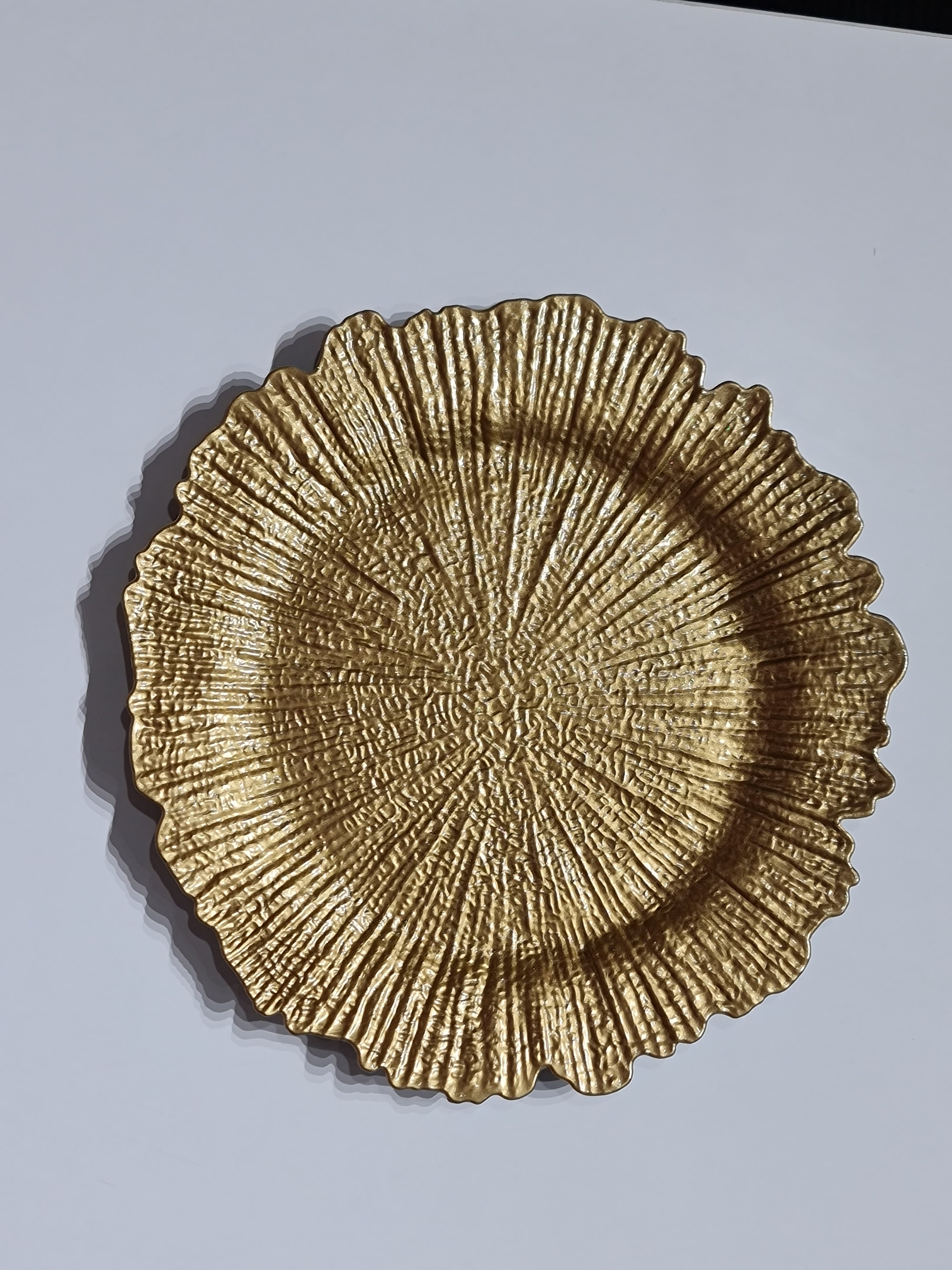 Set of 6 Gold Reef Charger Plates | 34CM Round Scalloped Edge Dinner Chargers