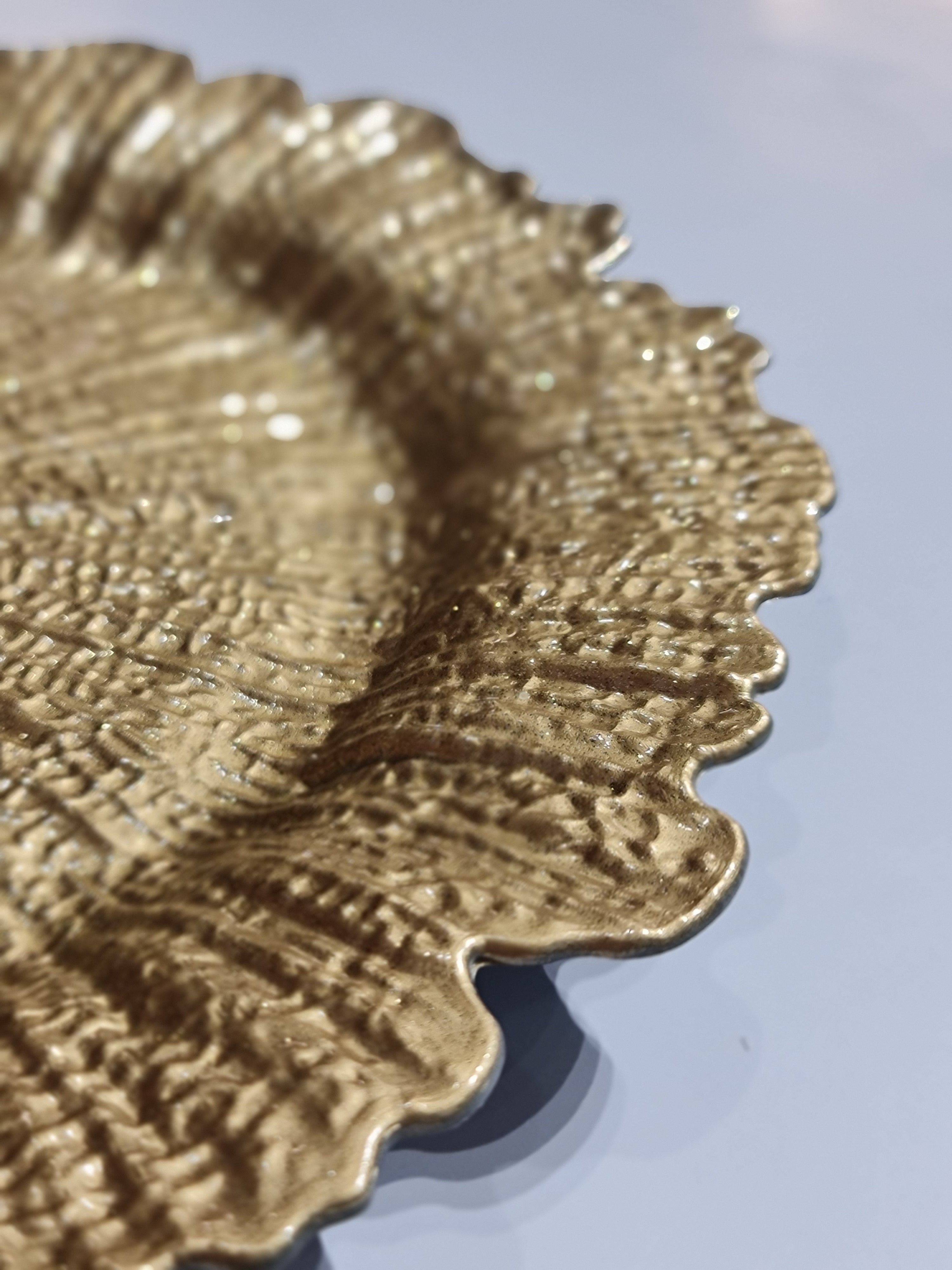 Set of 6 Gold Reef Charger Plates | 34CM Round Scalloped Edge Dinner Chargers