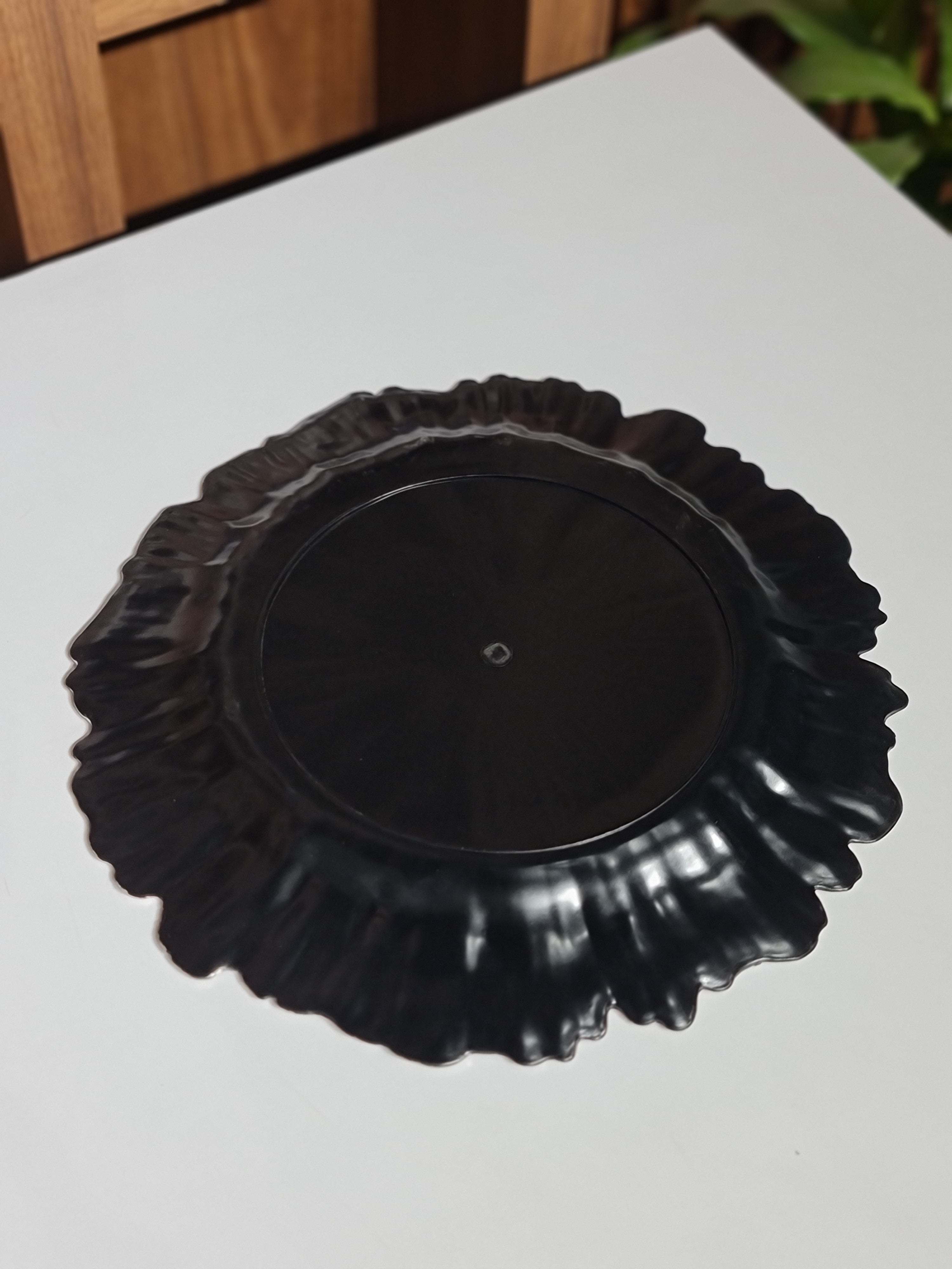 Set of 6 Rose Gold Reef Charger Plates | 34CM Starburst Scalloped Edge Dinner Chargers