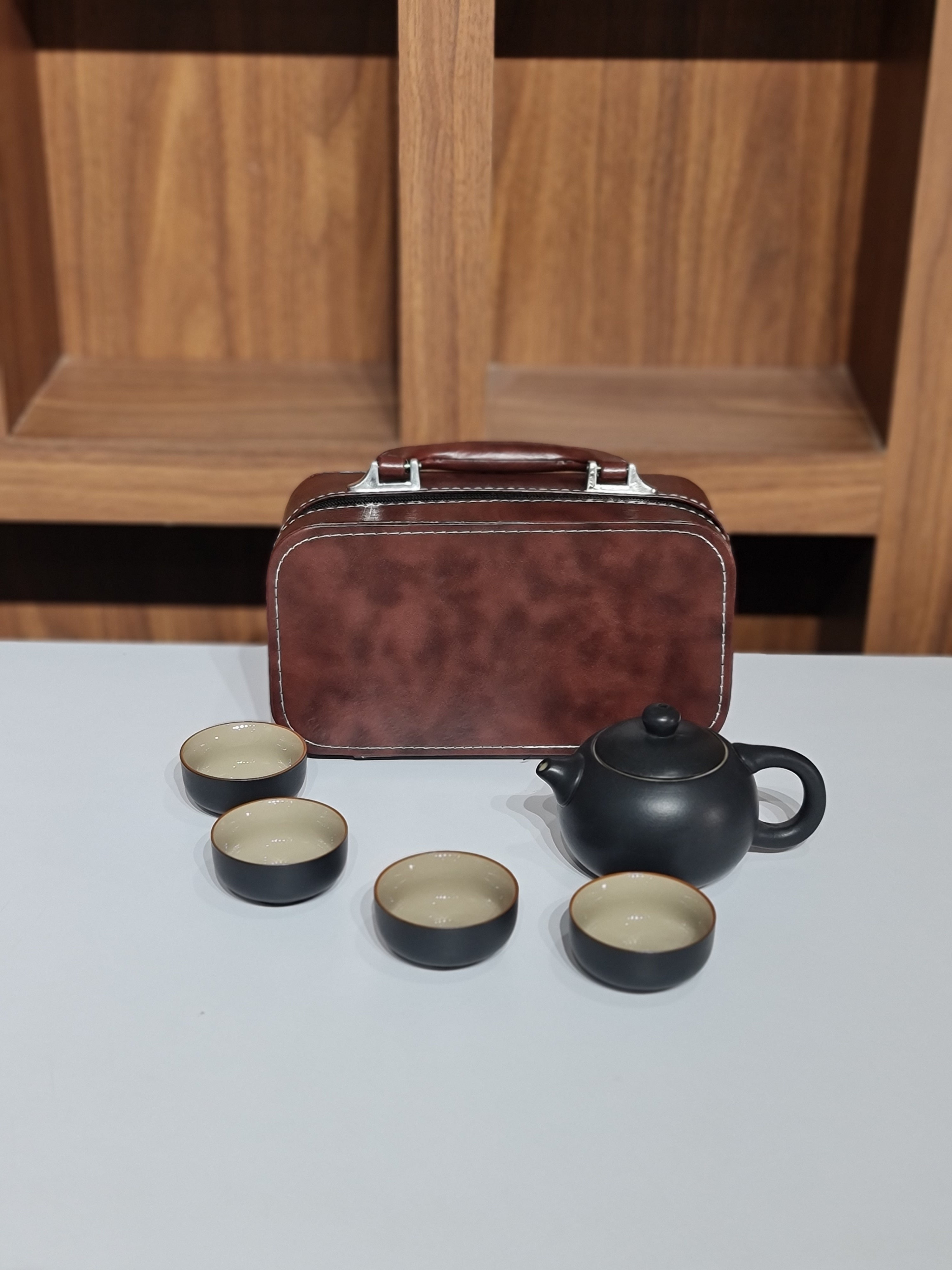 Portable Travel Tea Set with PU Leather Carrying Case – 4 Cups & Teapot
