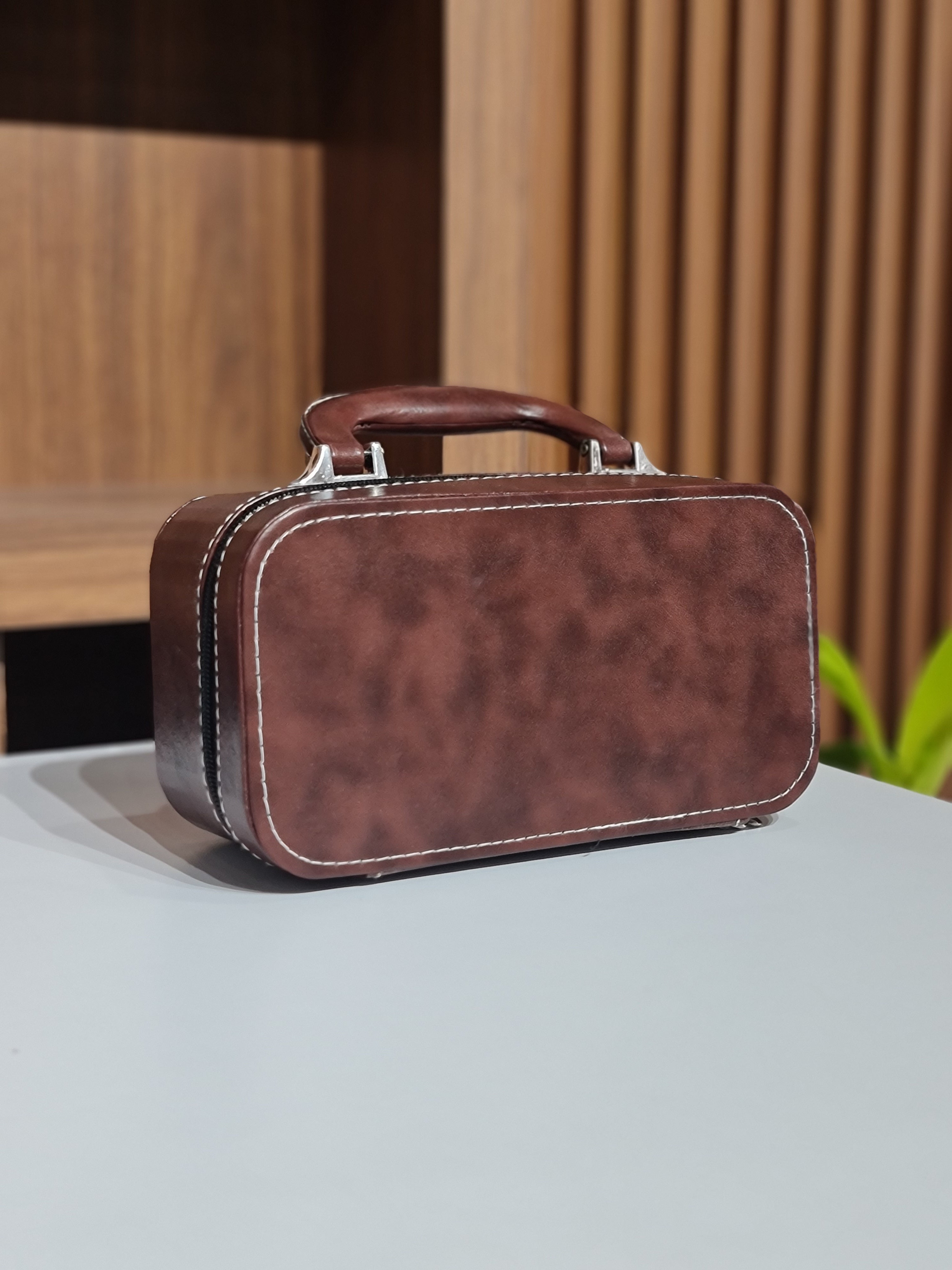 Portable Travel Tea Set with PU Leather Carrying Case – 4 Cups & Teapot