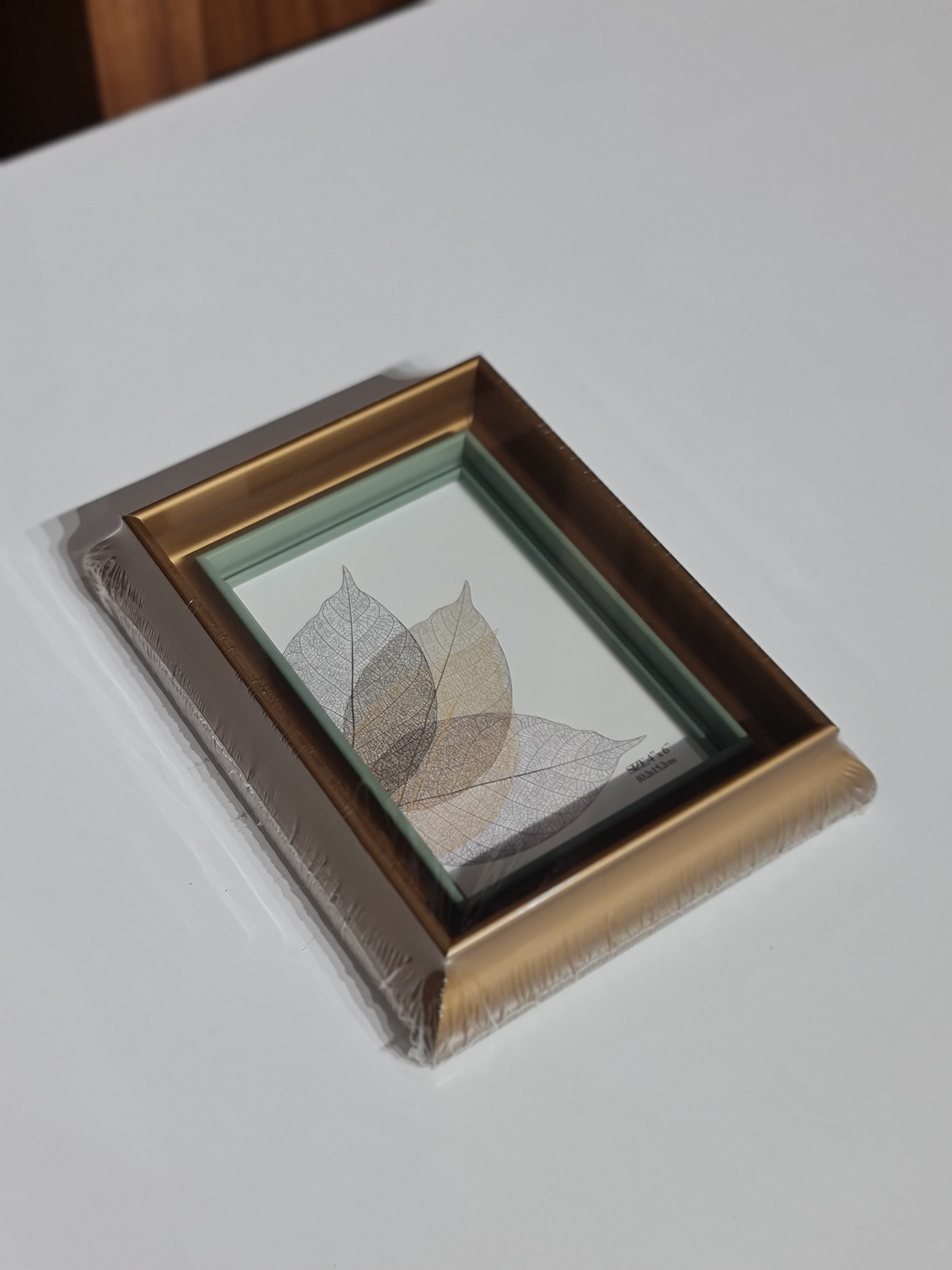 Classic Gold Table Top Photo Frame – Perfect For Table Decor