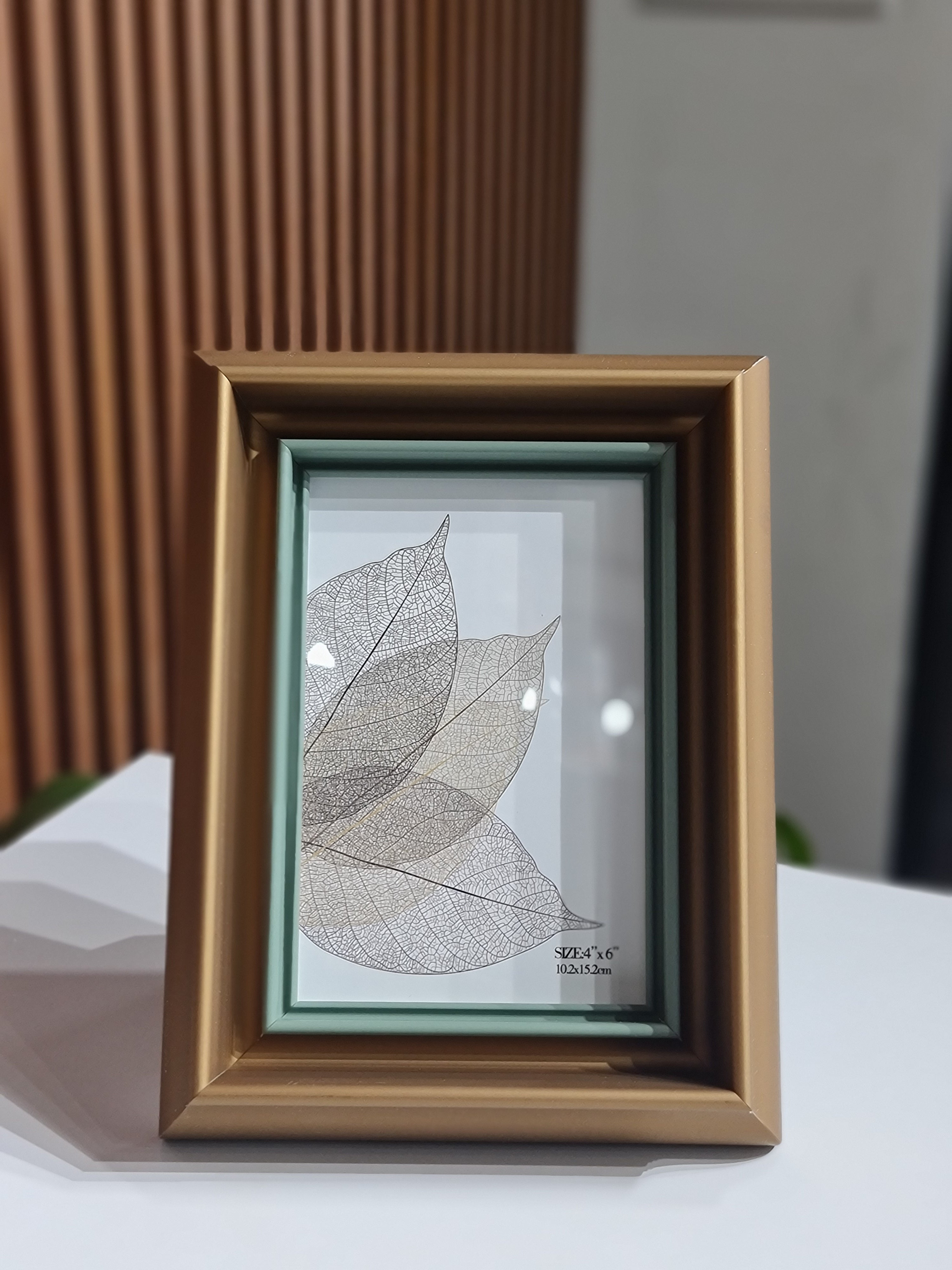 Classic Gold Table Top Photo Frame – Perfect For Table Decor