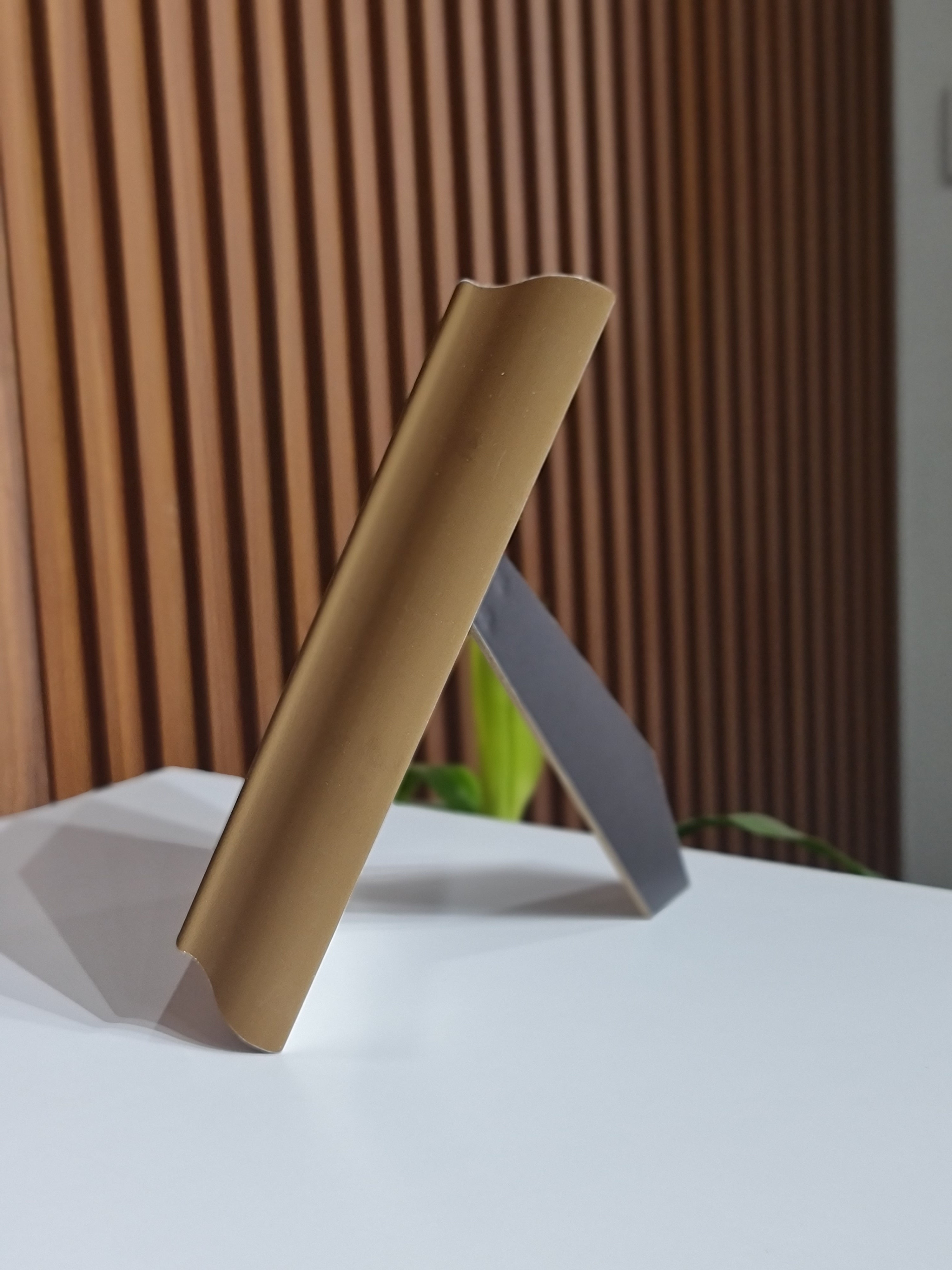 Classic Gold Table Top Photo Frame – Perfect For Table Decor