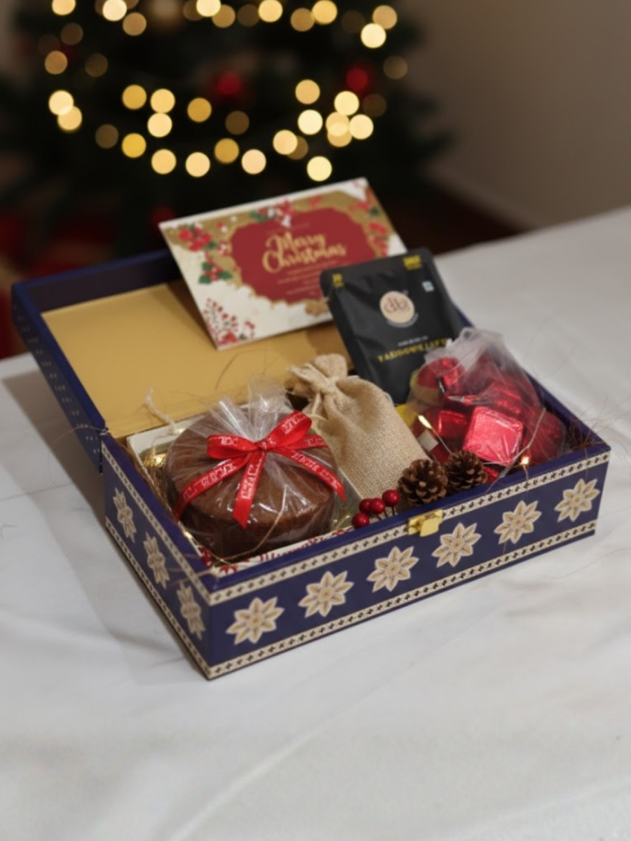 Royal Christmas Celebration Box