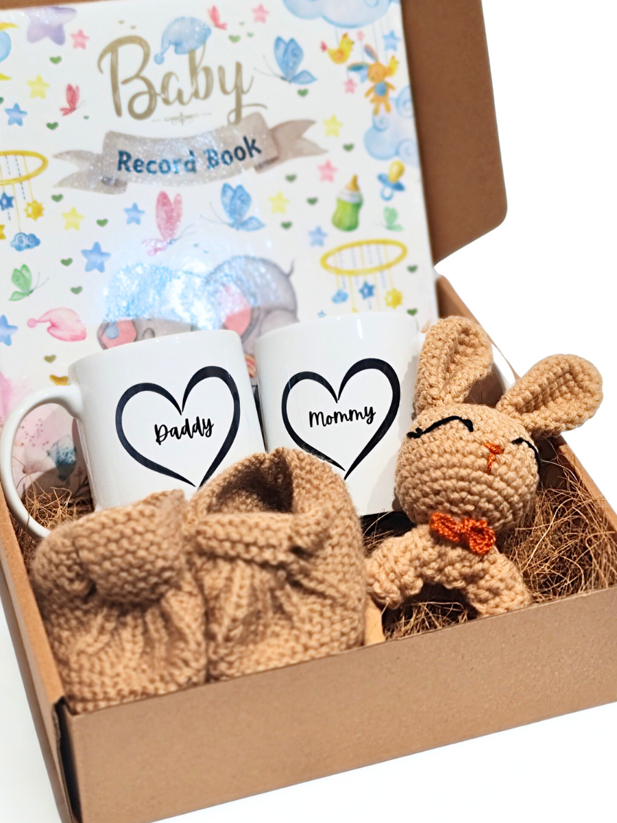 New Parents with Baby Milestone Gift Hamper (Baby Arrival Gift Hamper)
