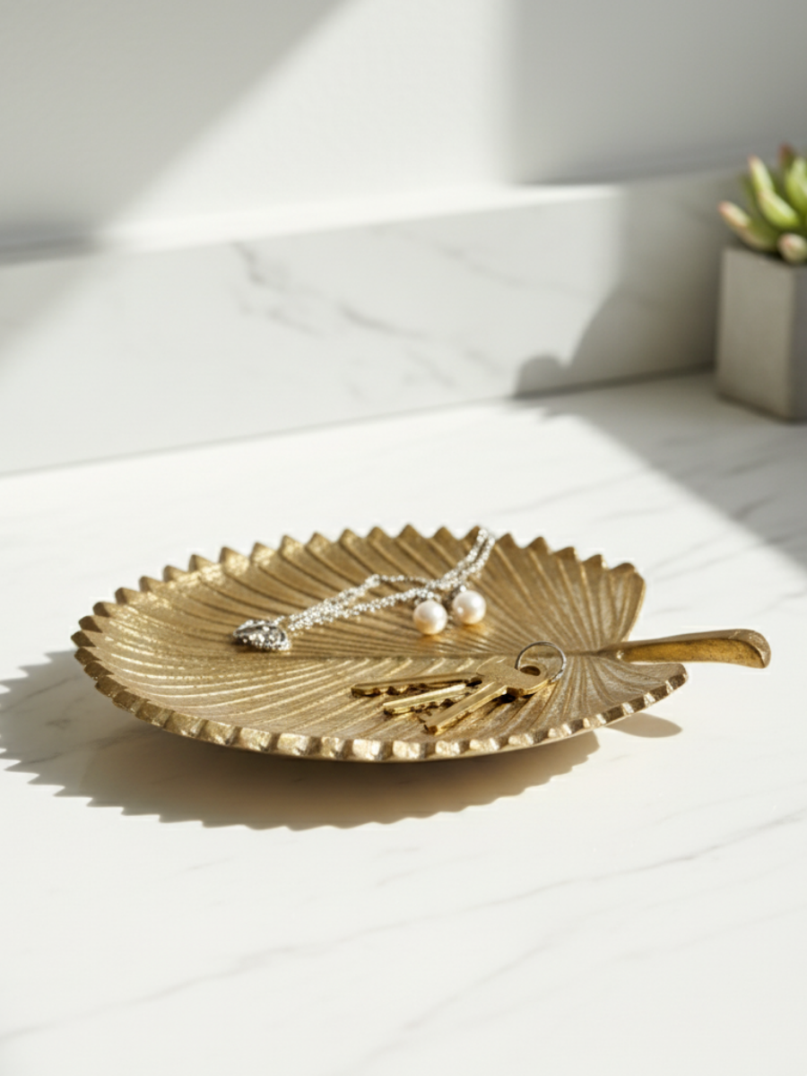 Leon Gold Metal Leaf Trinket Platter