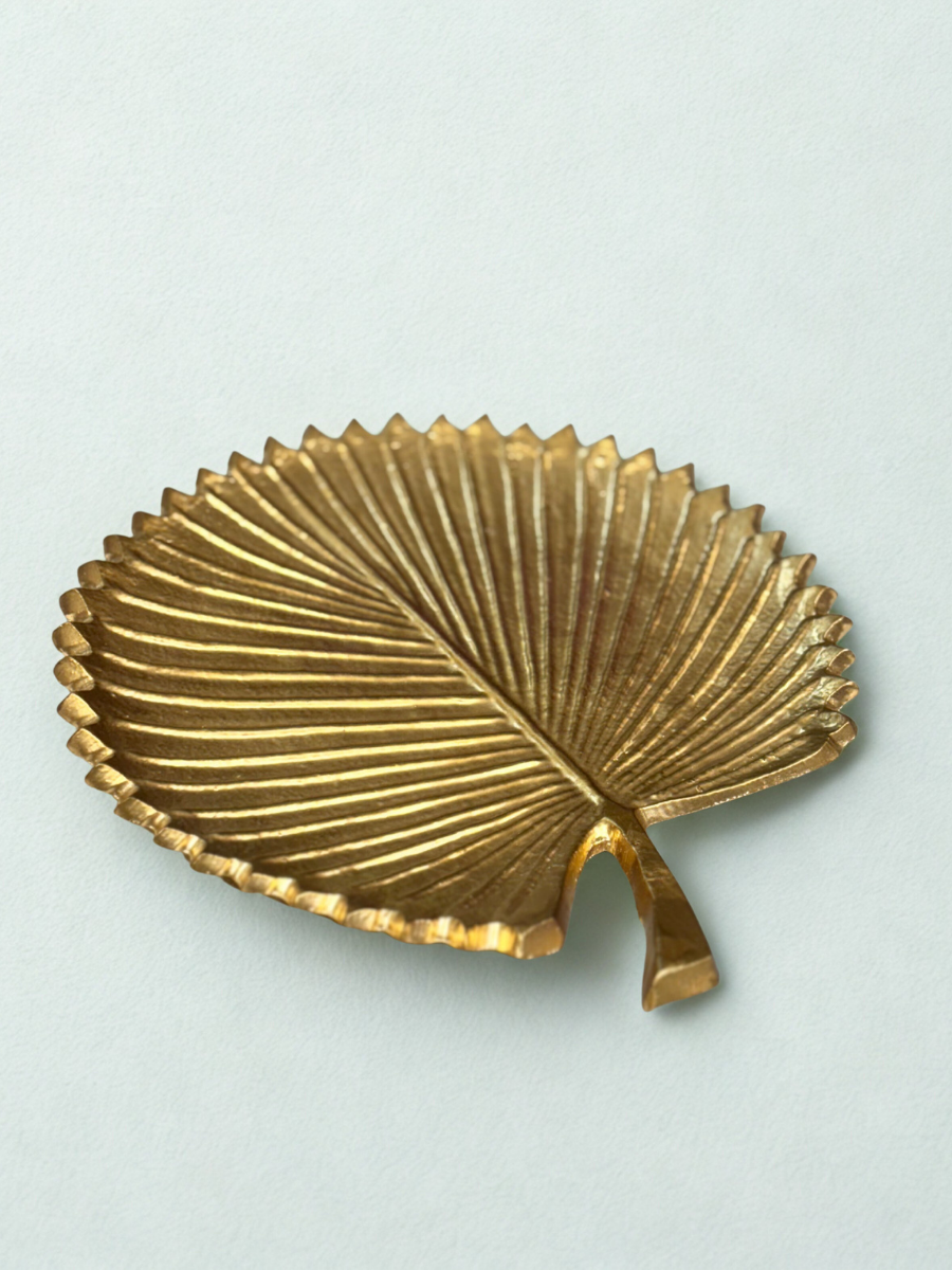 Leon Gold Metal Leaf Trinket Platter