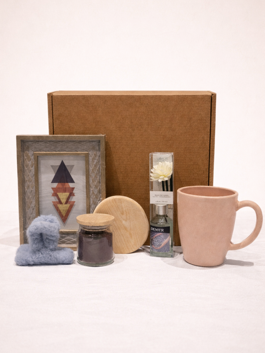 The Her Edition Gift Hamper - Women's day Special
