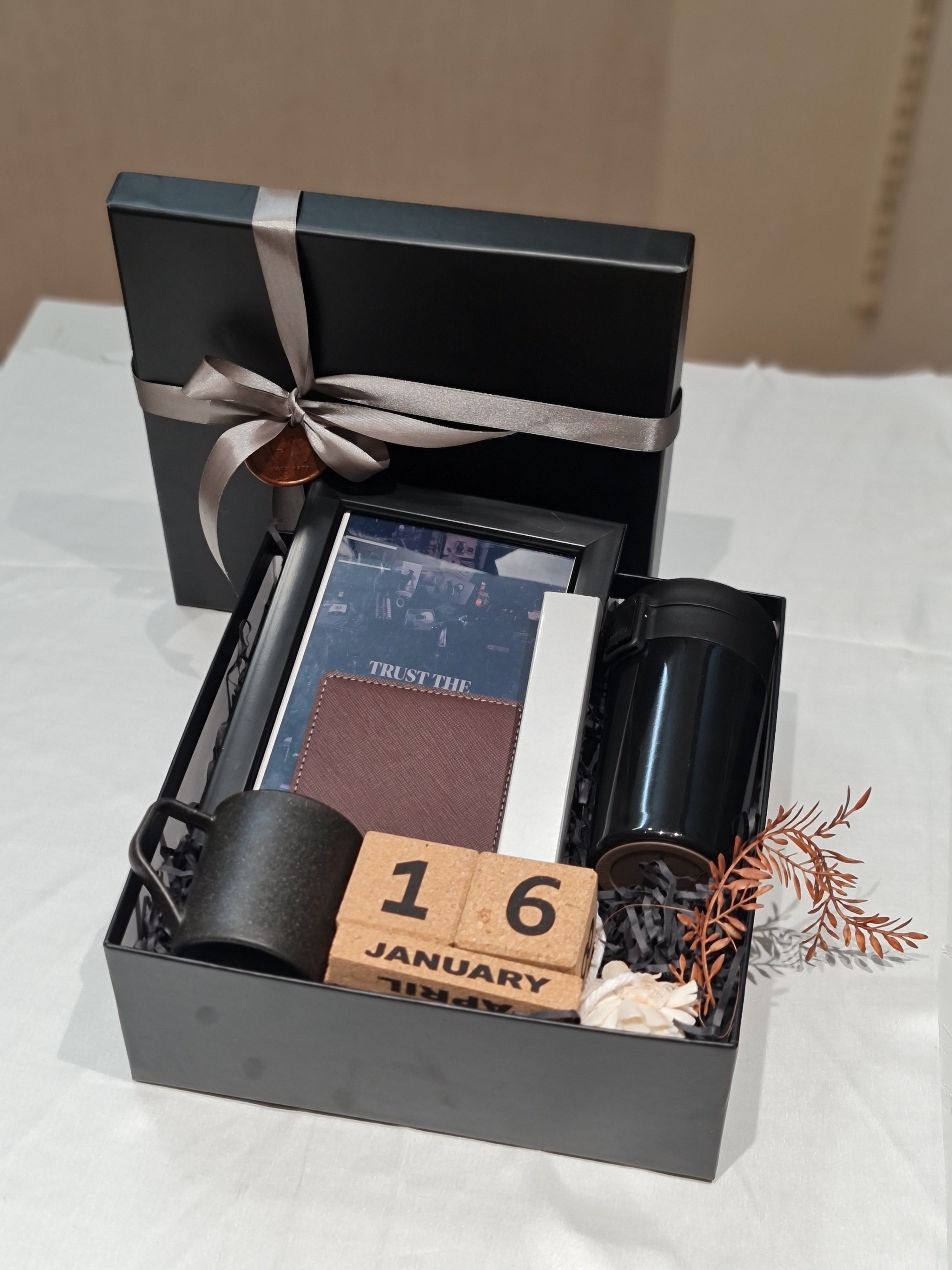 Black Corporate Hamper Box - Premium Gift Set